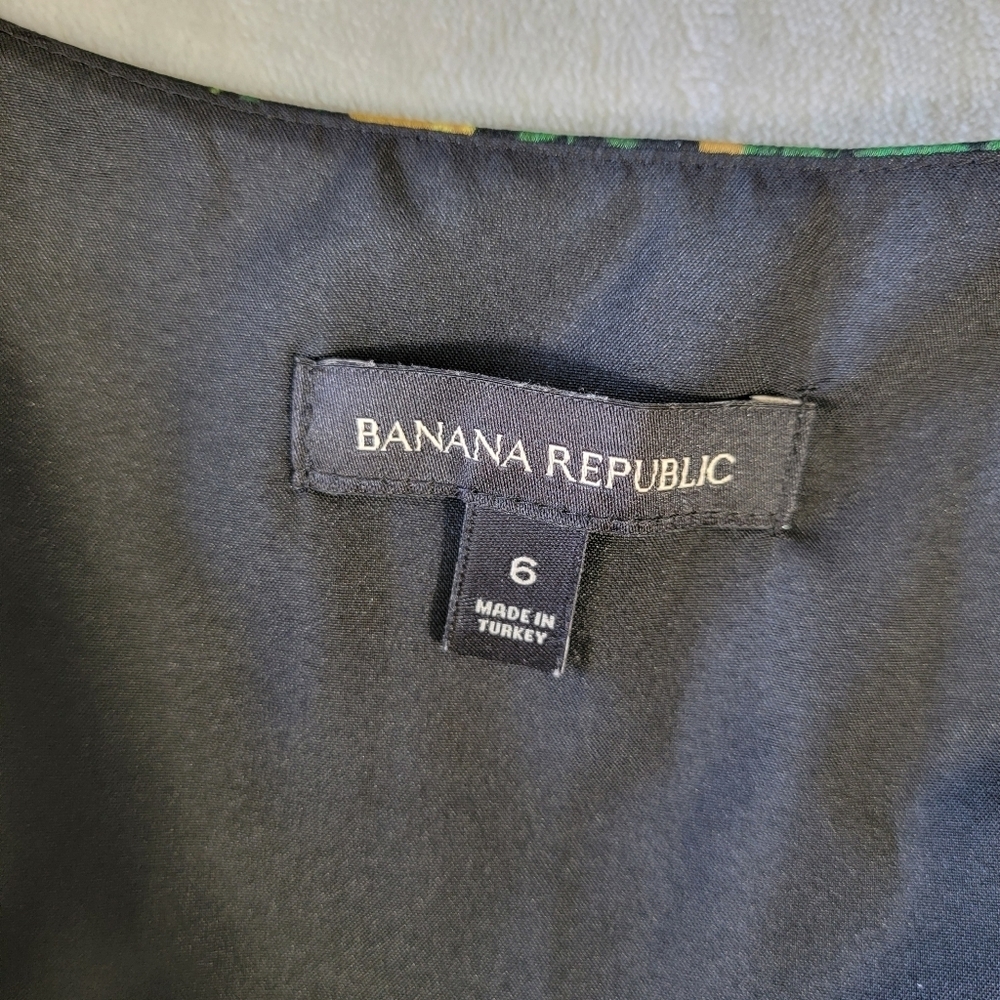 Banana Republic Black Satin Floral Lemon V Neck Lined Sleeveless Dress Size 6 - Picture 9 of 12